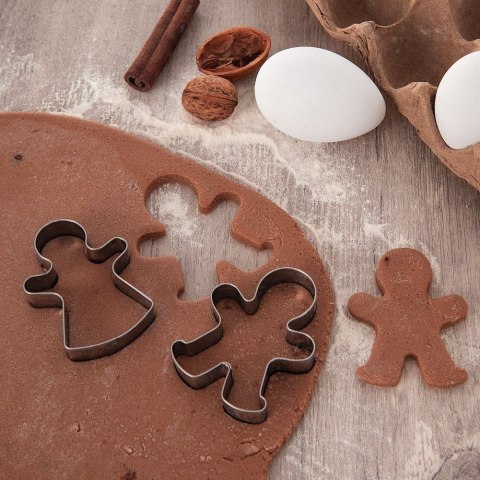 Wykrawacz cukierniczy stalowy / foremka do ciastek pierników lalka 6,8 cm