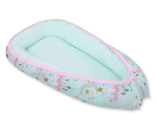 Kokon niemowlęcy dwustronny kojec otulacz Premium BOBONO- księżyce miętowe