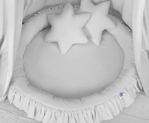 Zestaw: baldachim wiszący do pokoju dziecięcego, gniazdko z falbanką, poduszki - szary
