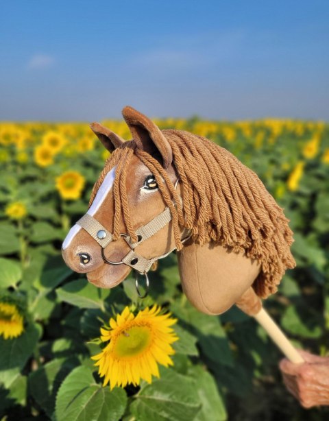 Hobby Horse Mały koń na kiju Premium - jasny kasztan A4
