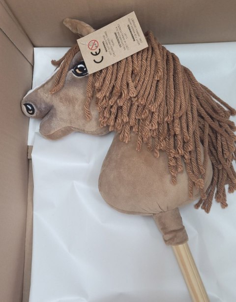 Hobby Horse Mały koń na kiju Premium - jasny kasztan A4