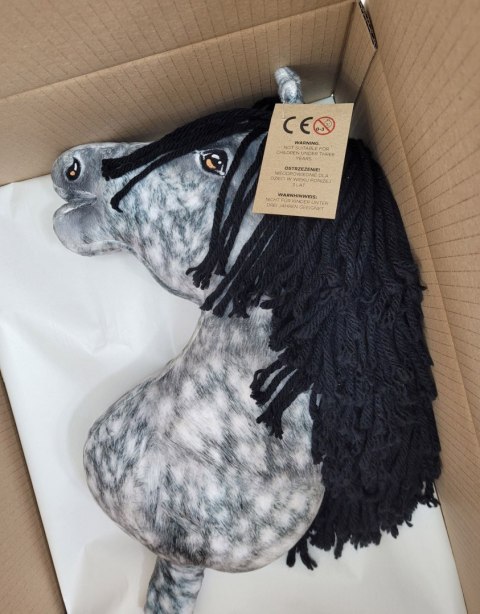 Hobby Horse Duży koń na kiju Premium - siwek jabłkowity z czarną grzywą A3