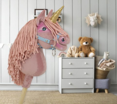 Hobby Horse Jednorożec na kiju mały brudny róż z różową grzywą i złotym rogiem