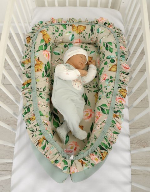 Kokon niemowlęcy kojec otulacz Premium z falbanką - Rabbit with flowers
