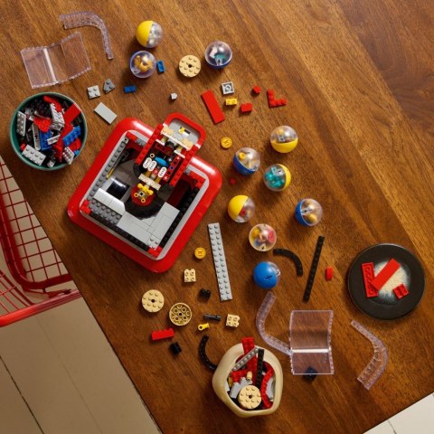 Klocki ideas 21358 maszyna z minifigurkami