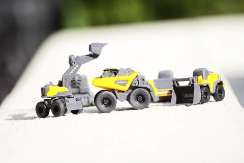 Dickie 3-pak pojazdów budowlanych Volvo 372-2009