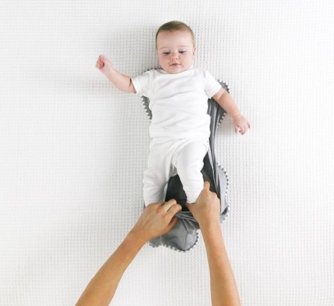 ND19_LTD-L1001001GRXS Otulacz Swaddle UP - rozmiar XS - szary - ETAP 1 Original