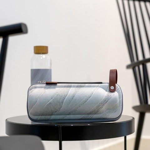 ND38_50002 Quokka Flow Case - Etui na butelkę (White Stone)