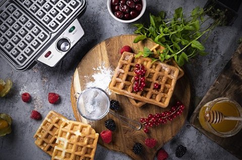 CR 3046 Gofrownica 1600W