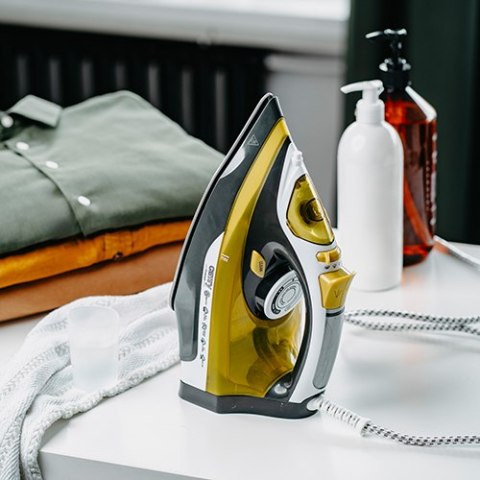 CR 5029 Żelazko ceramiczne 3000 W