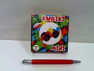 Kubiki mini-autko 37053.