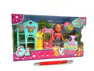 Evi na placu zabaw dla szczeniaczków 573-3477