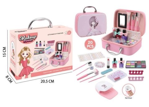 ND21_109192 Zestaw kosmetyczny w walizce