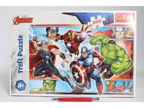 PUZZLE 300 Avengers /Marvel 23000