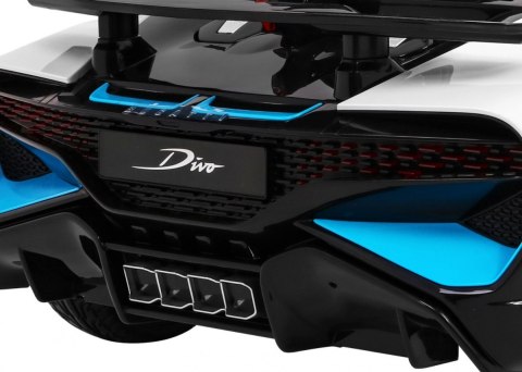 ND28_12797_PA_HL338_BIA Pojazd Bugatti Divo Biały