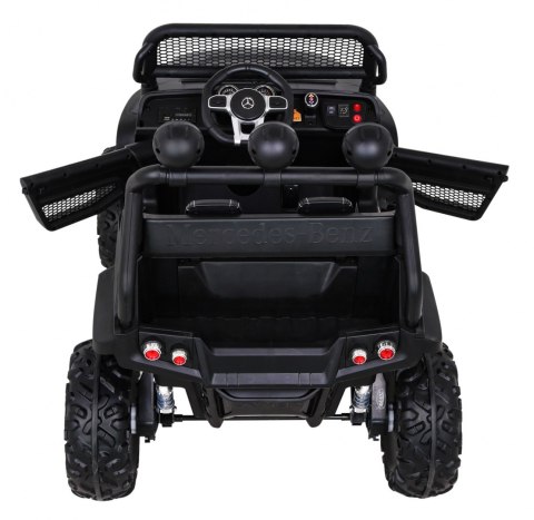 ND28_13124_PA_JL199_CZ Pojazd Mercedes BENZ UNIMOG Czarny