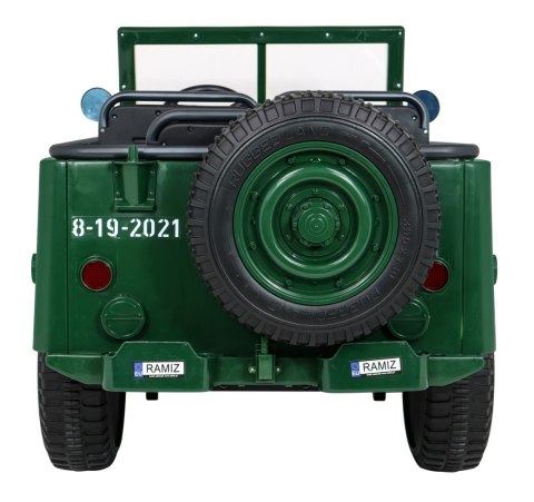 ND28_13418_PA_JH-101_ZIE Pojazd Retro Wojskowy 4x4 Zielony