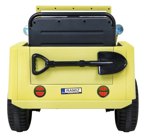 ND28_13419_PA_JH-103_BEZ Pojazd Retro Wojskowy Beżowy