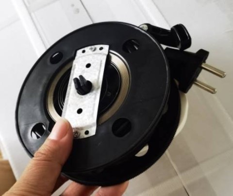 ND21_110244 MalTec ZWIJACZ KABLA do odkurzacza PRO-4000W