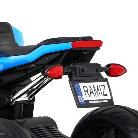 ND28_12285_PA_LL8001-A_NIE Motor Future Motor Niebieski