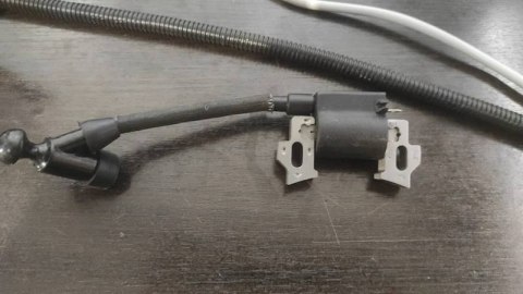 ND21_109934 MalTec Kosiarka spalinowa 17300W - cewka