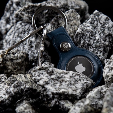 ND38_CRG-ATL-OLV Crong Leather Case with Key Ring ? Skórzany brelok do Apple AirTag (zielony)