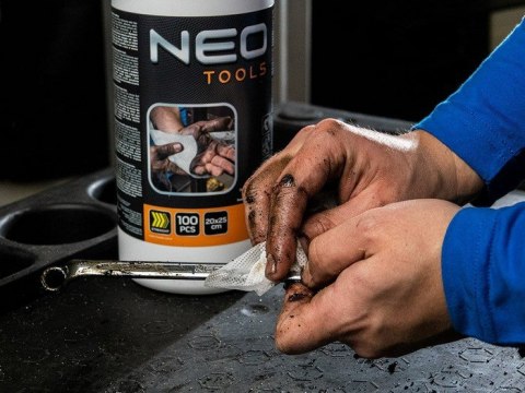 CHUSTECZKI DO CZYSZCZENIA TRUDNYCH ZABRUDZEŃ SŁOIK 100SZT.