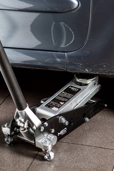 PODNOŚNIK HYDRAULICZNY ALUMINIOWY 1.5T