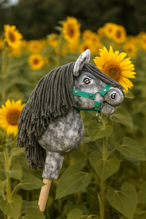 Hobby Horse Mały koń na kiju Premium siwek jabłkowity z siwą grzywą A5