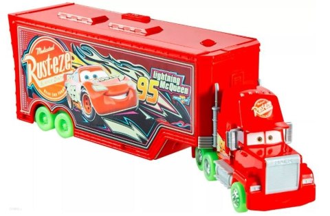 Pojazd cars maniek świecący w ciemnościach