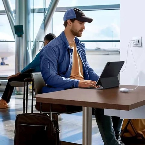 Ładowarka sieciowa X227 GaN USB-A USB-C 20W - biała