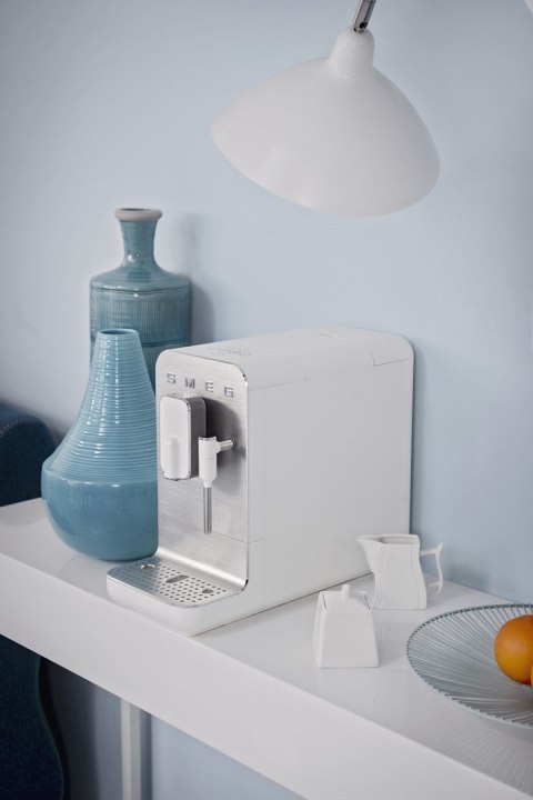 Ekspres ciśnieniowy SMEG BCC12WHMEU