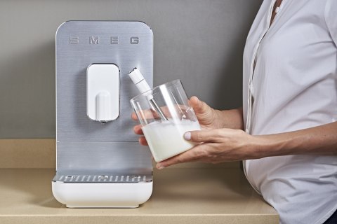 Ekspres ciśnieniowy SMEG BCC12WHMEU