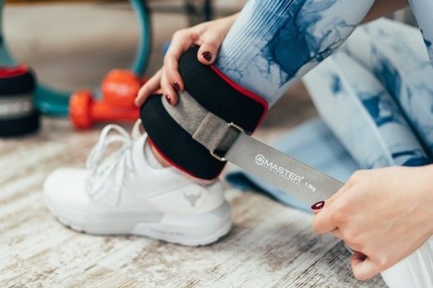 Obciążenie Obciążniki na Nogi Neoprenowe Solidne MASTER 2 x 1,5 kg