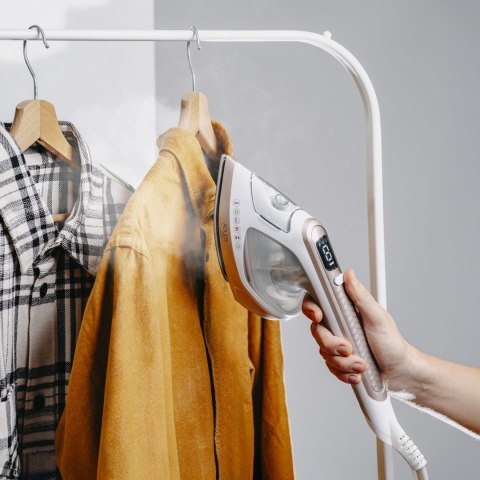Parownica do ubrań ADLER AD 5044