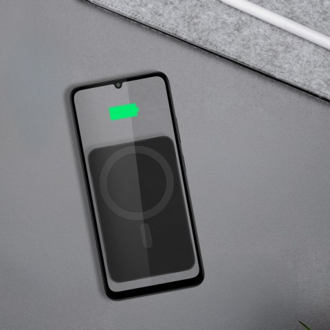 POWERBANK indukcyjny Kruger&Matz 10000 mAh Mag Safe czarny