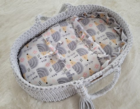 Kosz Mojżesza BOHO bawełniany nosidełko dla lalek z drewnianą kołyską - jasny szary