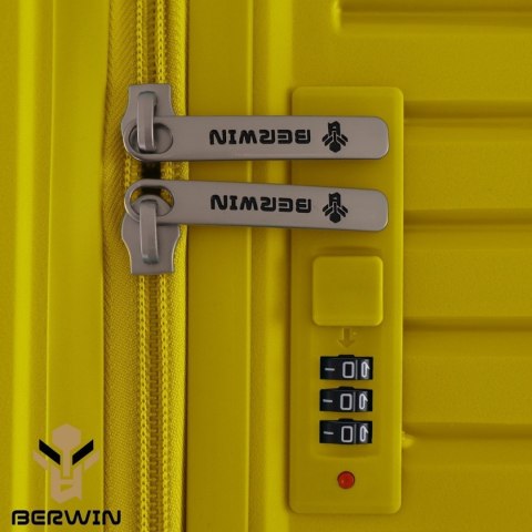 Zestaw 4 walizek podróżnych z beautycase - twarda skorupa, kółka 360°, zamek TSA