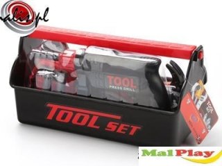 ND21_105829 Skrzynka z narzędziami i wiertarką