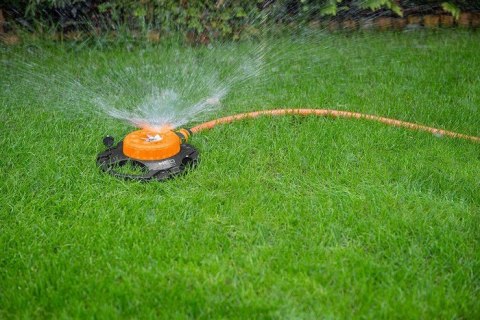 ZRASZACZ OGRODOWY 9 FUNKCYJNY ZE SZPILKAMI DO MONTAŻU