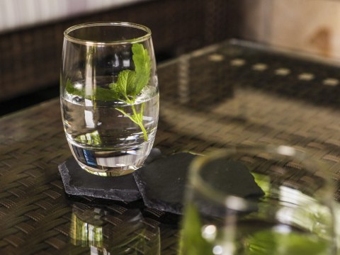 Kpl. 4 podkładek kamiennych - Sześciokątne, Maroko (CARMANI)