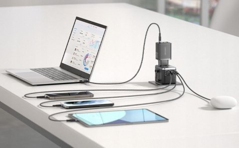 Uniwersalny adapter podróżny z ładowarką Vention 65W GaN 2x USB-A 2x USB-C czarny