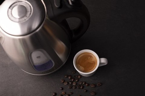 AD 1223 Czajnik metalowy 1,7 l