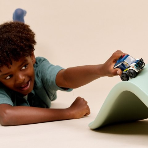 Klocki city 60481 pojazdy - ciężarówka policyjna