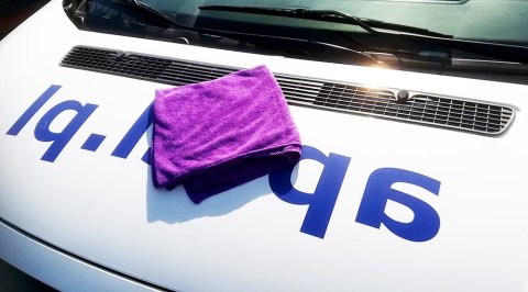 BQ8B Ręcznik z mikrofibry 100x50cm fiole