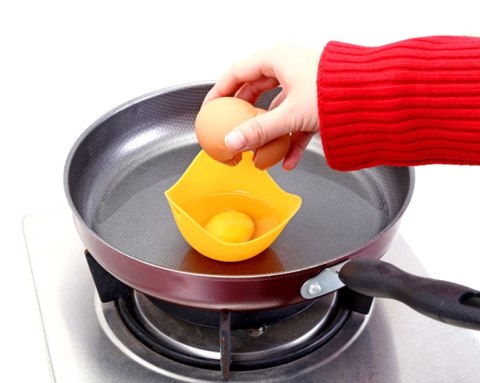 AG669A Naczynie do gotowania jaj silikon