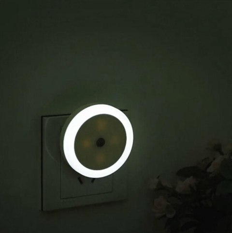 ZD104 Lampka nocna led czujnik zmierzchu
