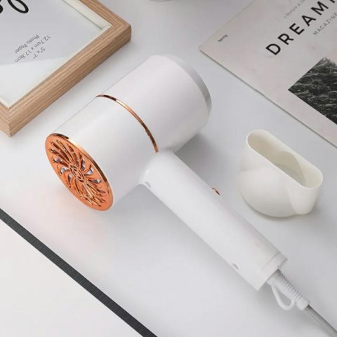 AG440G Turyst. suszarka do włosów white