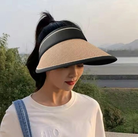 DA379 Daszek przeciwsłoneczny beżowy