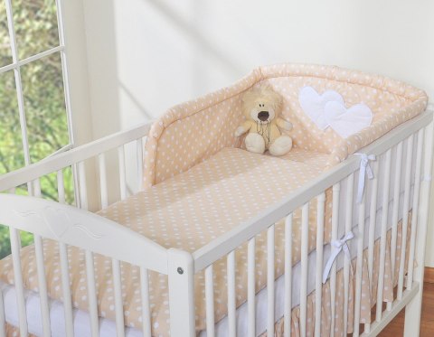 Ochraniacz do łóżeczka na szczebelki uniwersalny - Serduszka białe grochy na beżowym